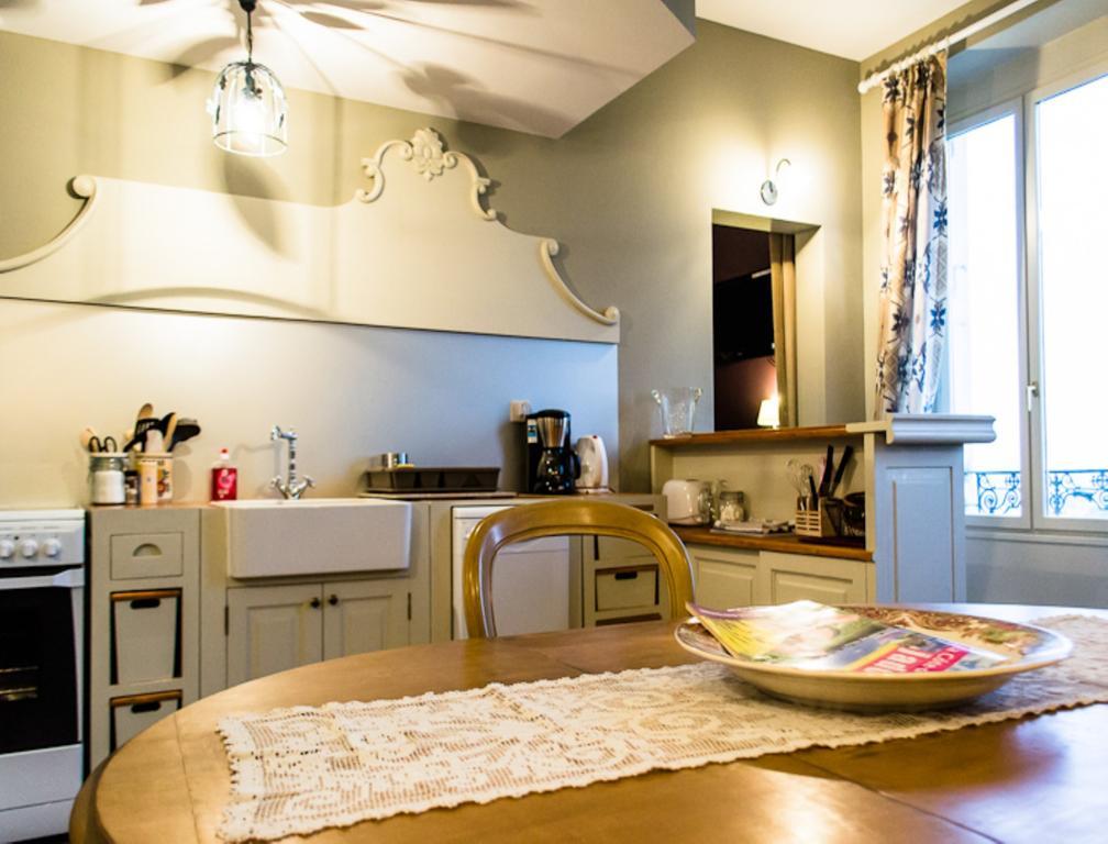 Gites Chateau Comblanchien Room photo