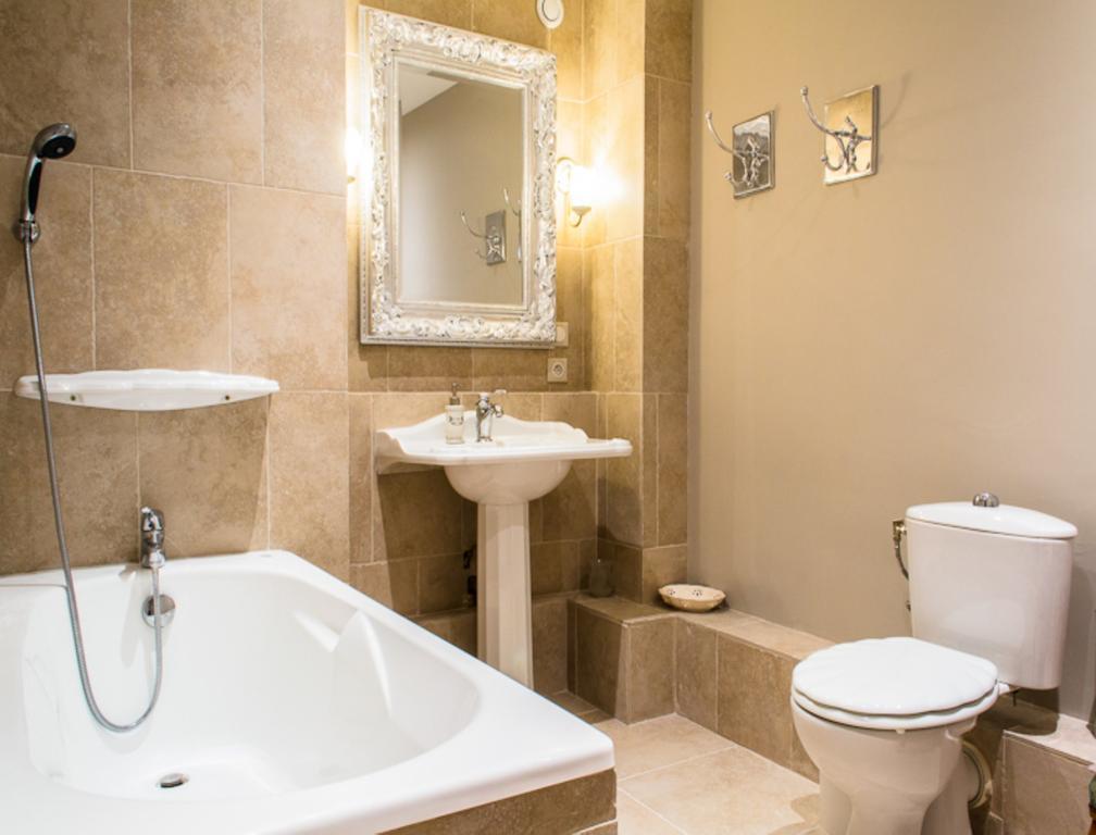 Gites Chateau Comblanchien Room photo